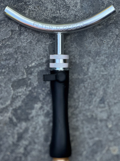 Filter Flosser for Rinsing Filter