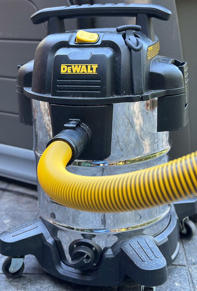 Wet/Dry Vacuum to Assist with Draining and Cleaning Hot Tub